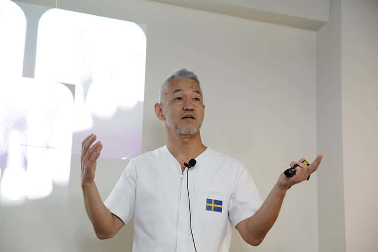 歯周病治療・歯内療法の専門医 歯周病治療・歯内療法の専門医
